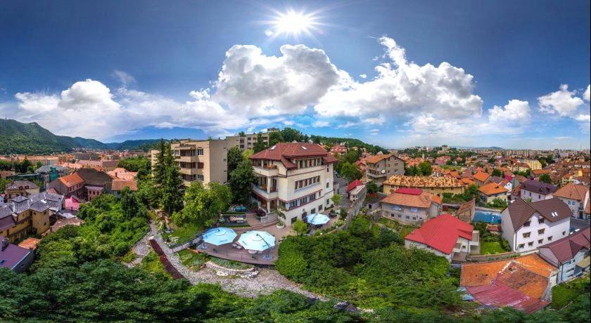Отель Casa Cranta Брашов Экстерьер фото